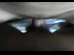 Pianta ragazza video hard amatori si masturba in bagno