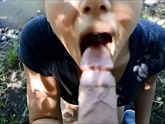 Ghiaccio film porno amatoriali siciliani sulla parte superiore del clitoride